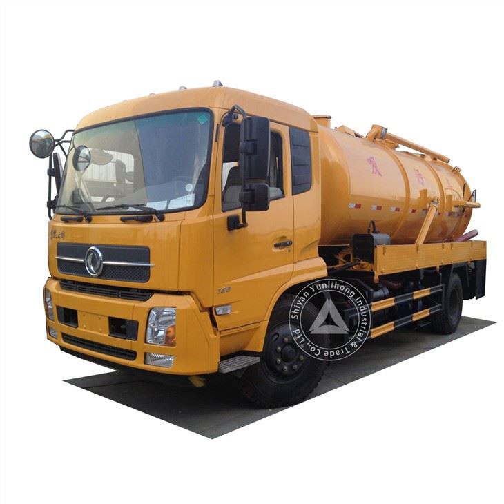 Sinotruk HOWO New 6*4 4*2 Tank Truck Fuel Tanker Truck